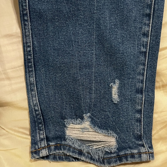 GOOD AMERICAN Good Curve High Waist Skinny Jean - Picture 3 of 5